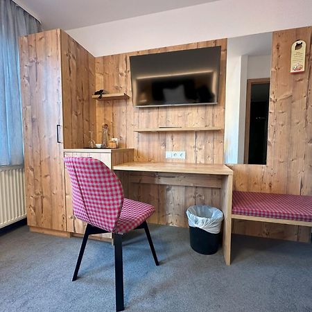Hotel Ochsen Ammerbuch Exterior foto